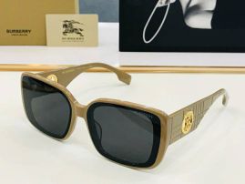 Picture of Versace Sunglasses _SKUfw56894825fw